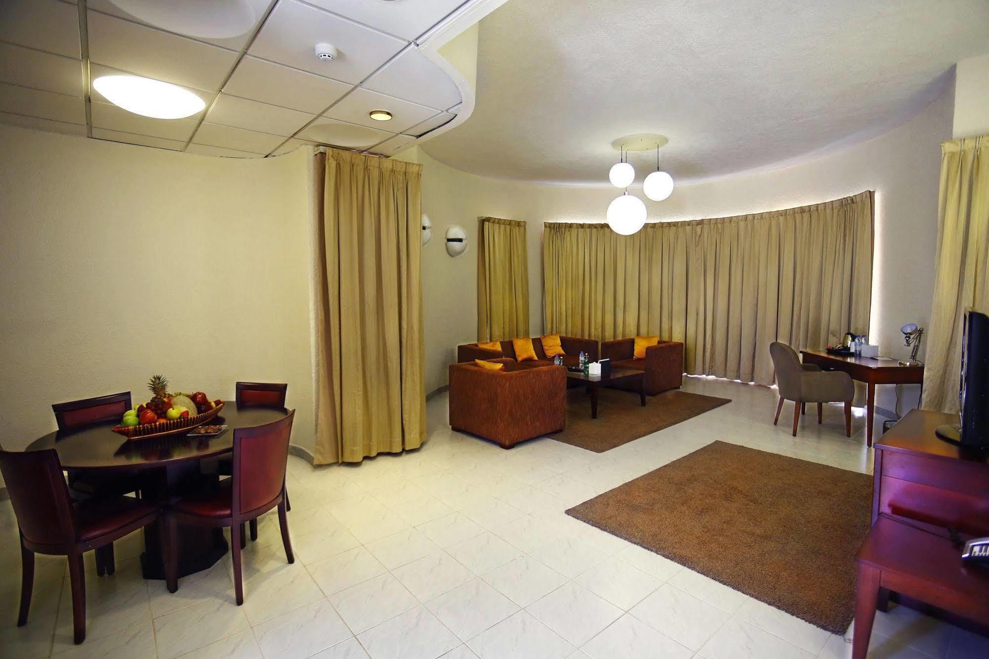 One To One Hotel & Resort Ain Al Faida Al Ain Esterno foto