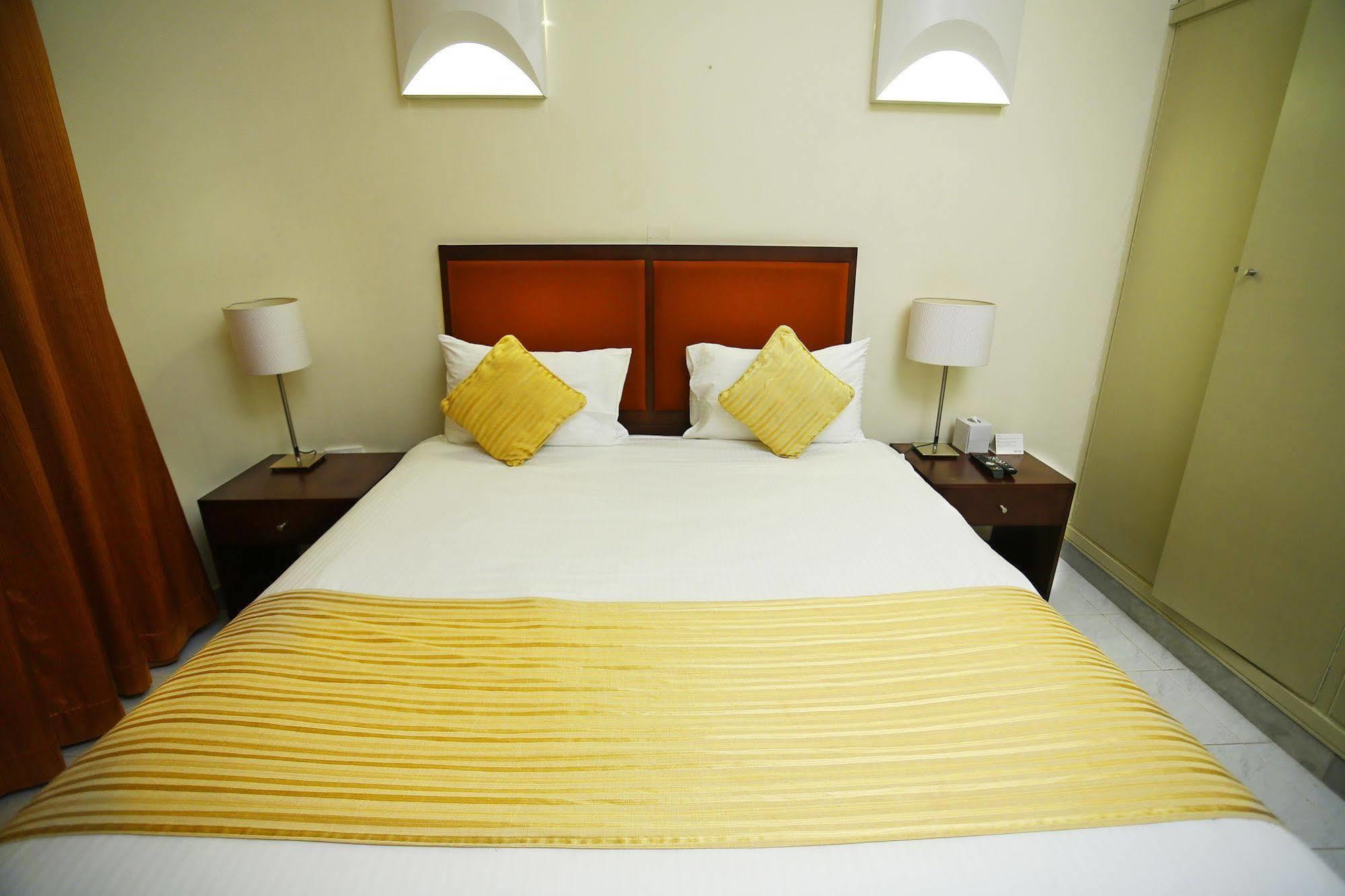 One To One Hotel & Resort Ain Al Faida Al Ain Esterno foto